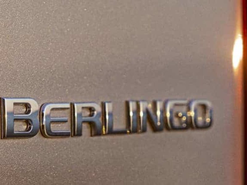 achat voiture utilitaire Citroën Ë-Berlingo van garage Valréas