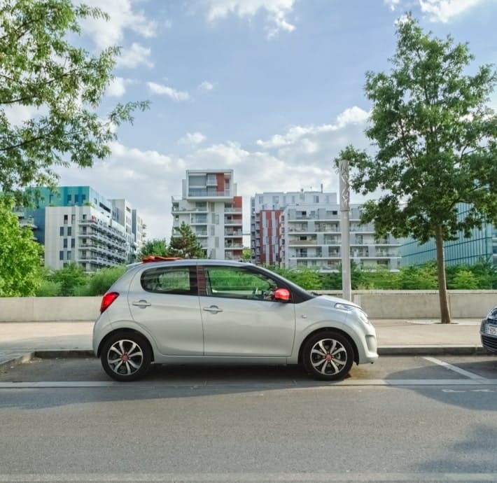 technologies voiture citadine économique Citroën C1 Valréas