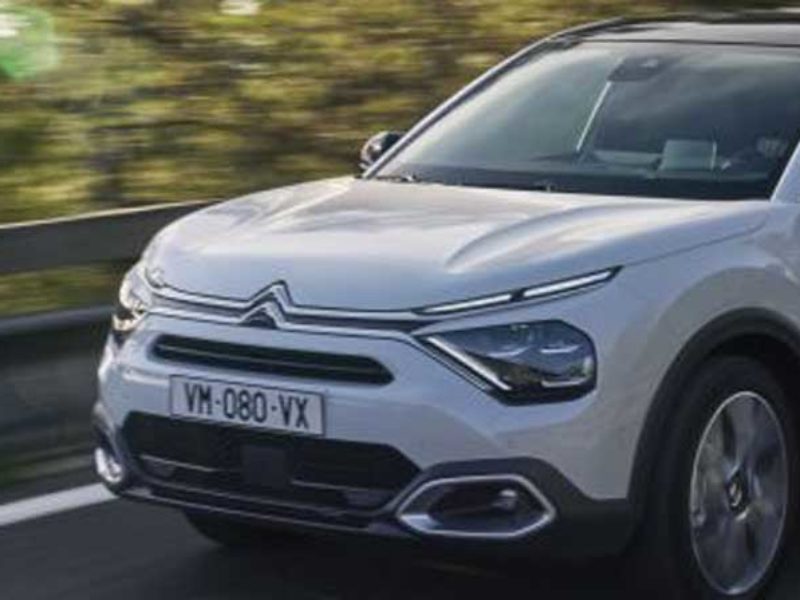 berline voiture Citroën C4 X Valréas drome Vaucluse