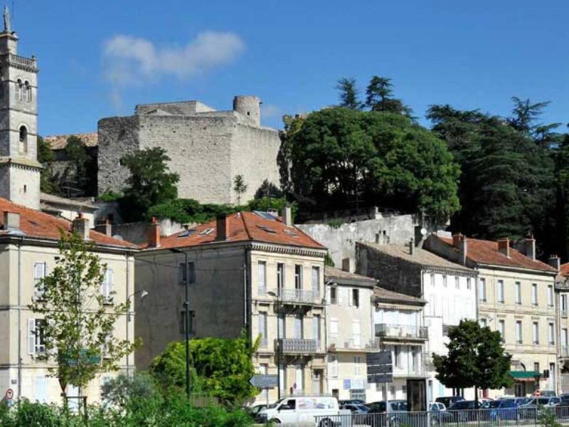Acheter un véhicule neuf près de Montélimar (26200)
